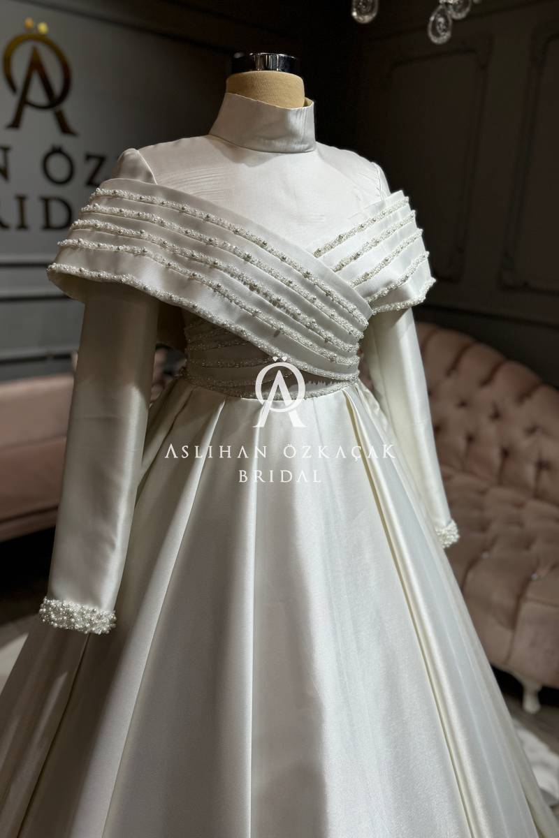 Kristal Tesettür Gelinlik Modeli,