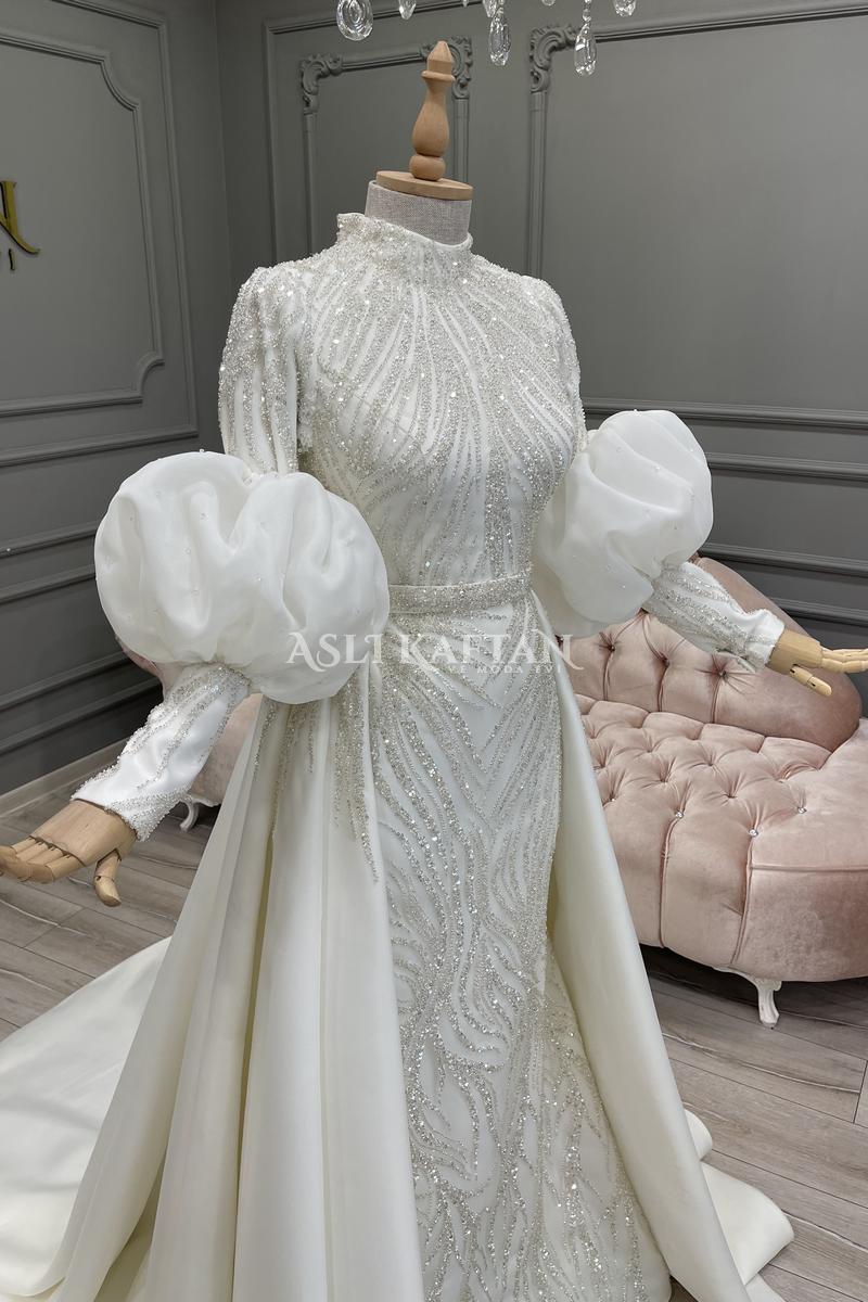 Bersu Özel Tasarım Gelinlik Modeli