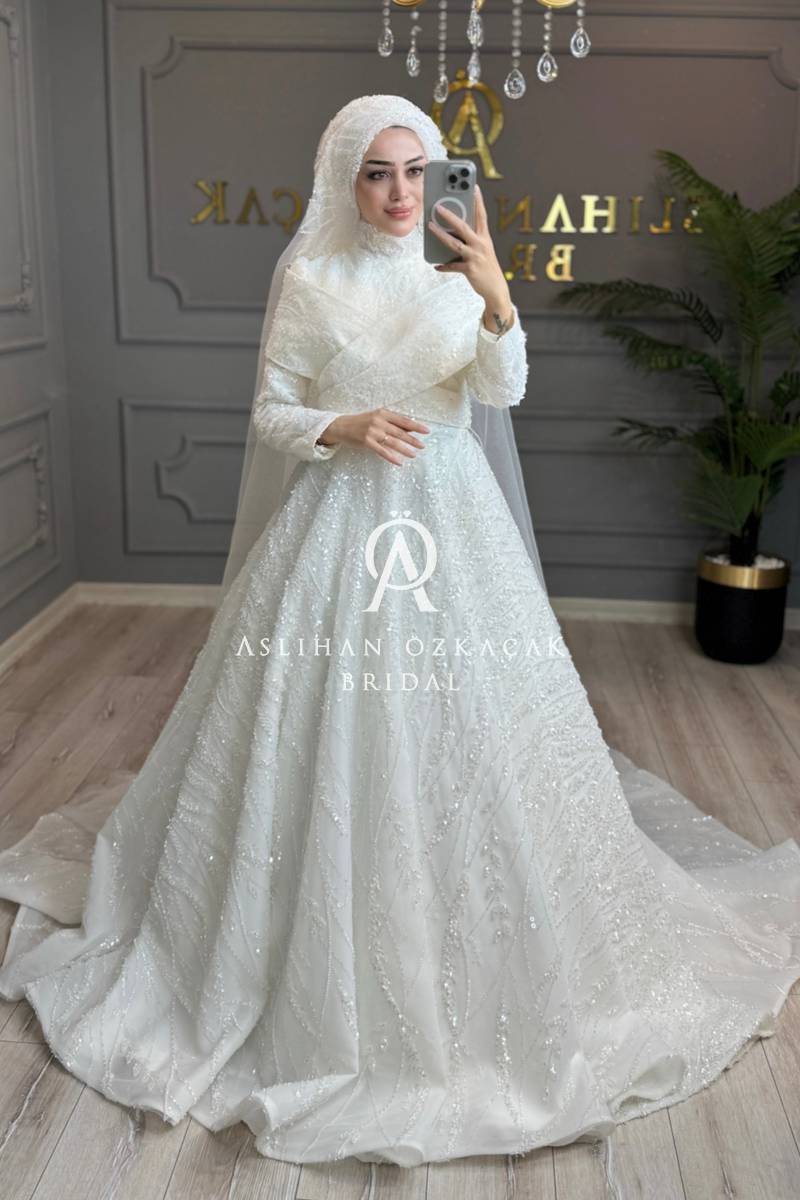Kıvılcım Bridal Tesettür Gelinlik Modeli,