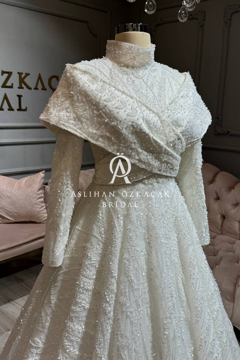 Kıvılcım Bridal Tesettür Gelinlik Modeli,
