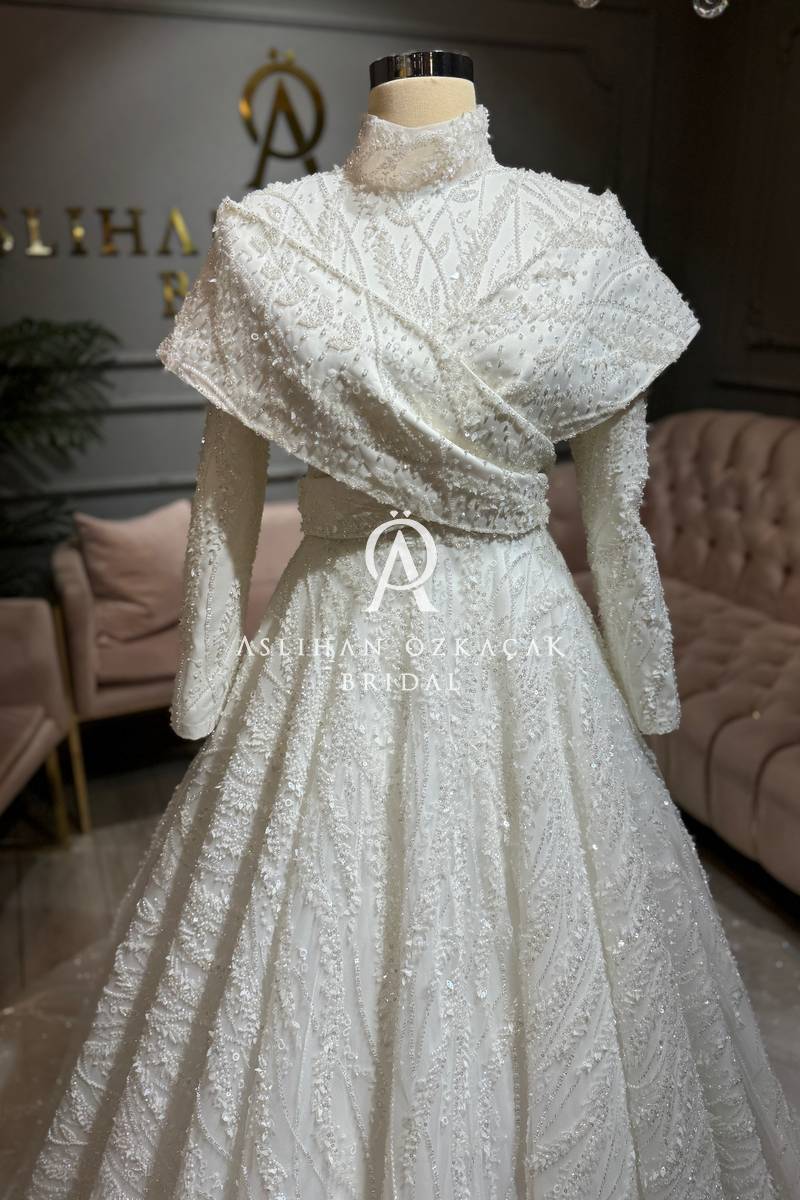 Kıvılcım Bridal Tesettür Gelinlik Modeli,