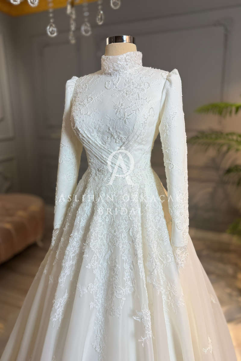 Sierra Fransız Danteli Tesettür Gelinlik Modeli