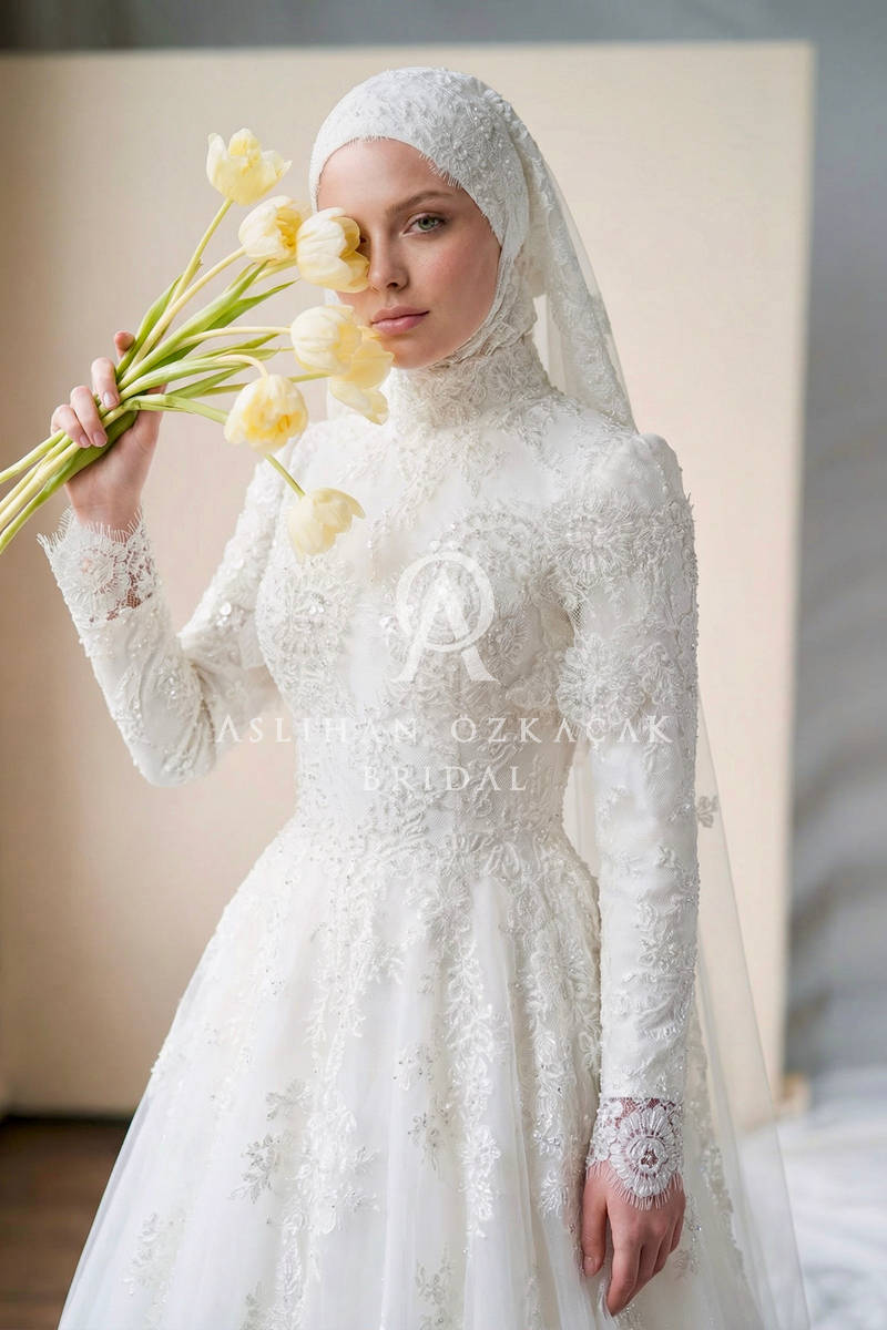 Larissa Fransız Dantel Tesettür Gelinlik Modeli