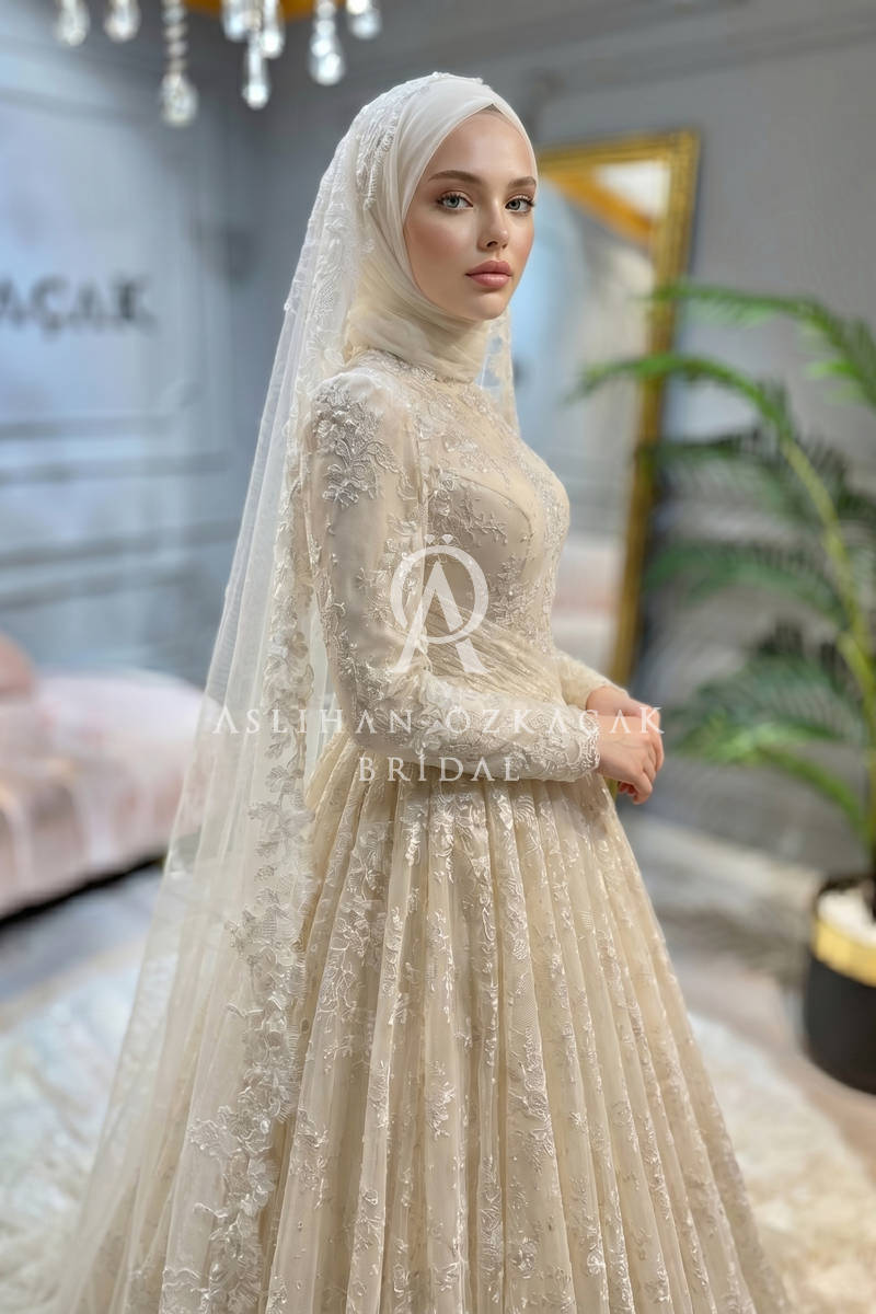 Vanessa Fransız Dantel Tesettür Gelinlik Modeli